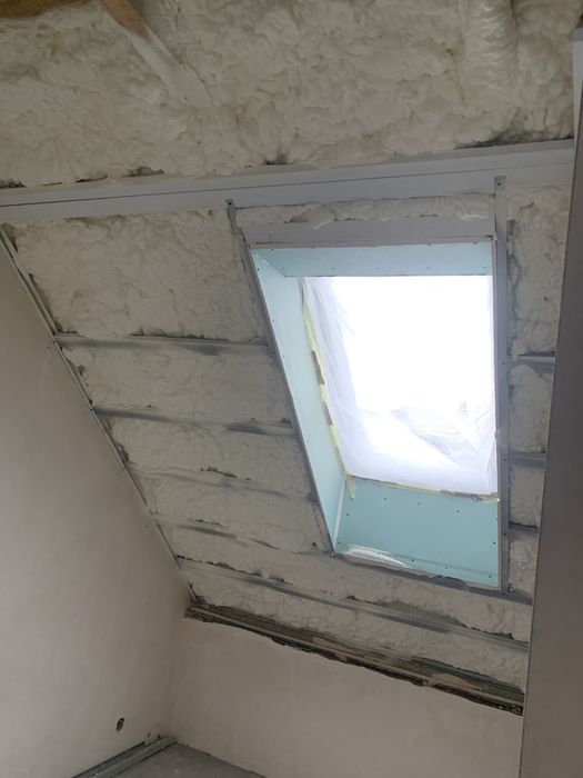 Ocieplanie pianą PUR / Pianowanie poddaszy, izolacje piana pur