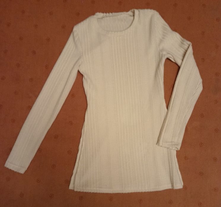 Sprzedam sukienkę zimową.