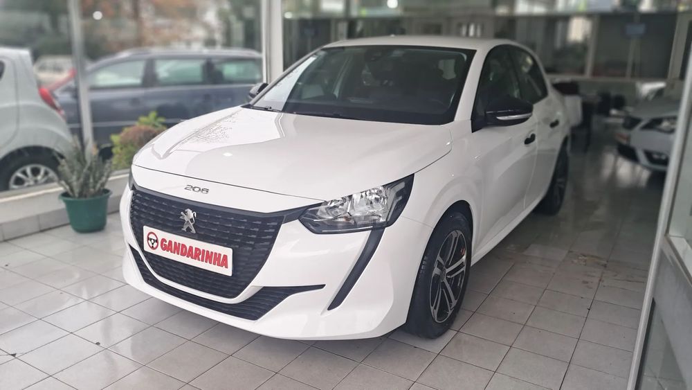 Peugeot 208 PureTech 100 Allure