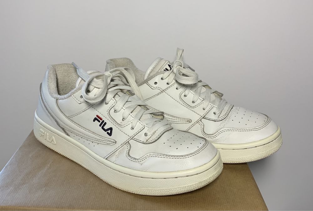 Sneakersy FILA Arcade Low White białe