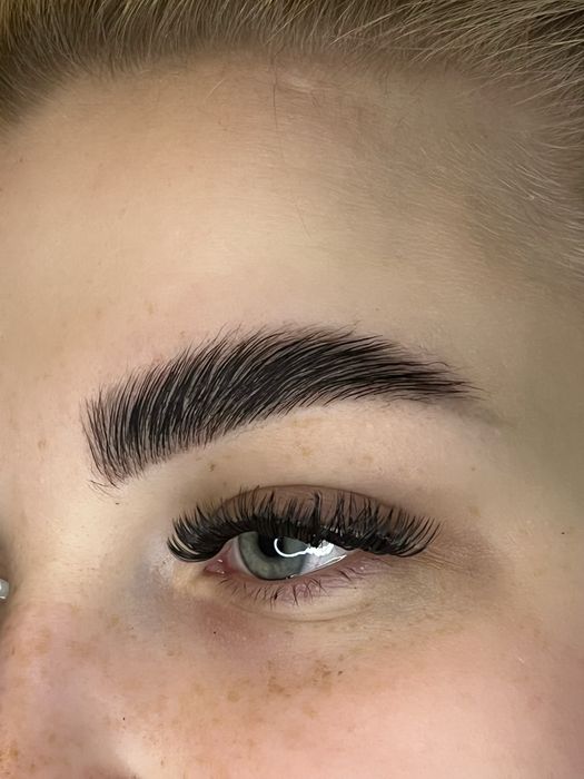 Моделі на бровки