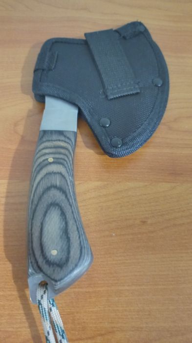 Сокира для кухні.