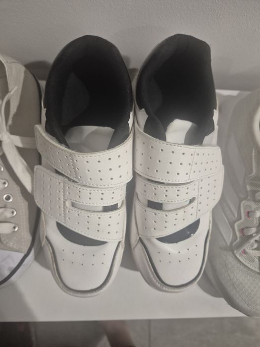 Buty adidas 38.5 na halę