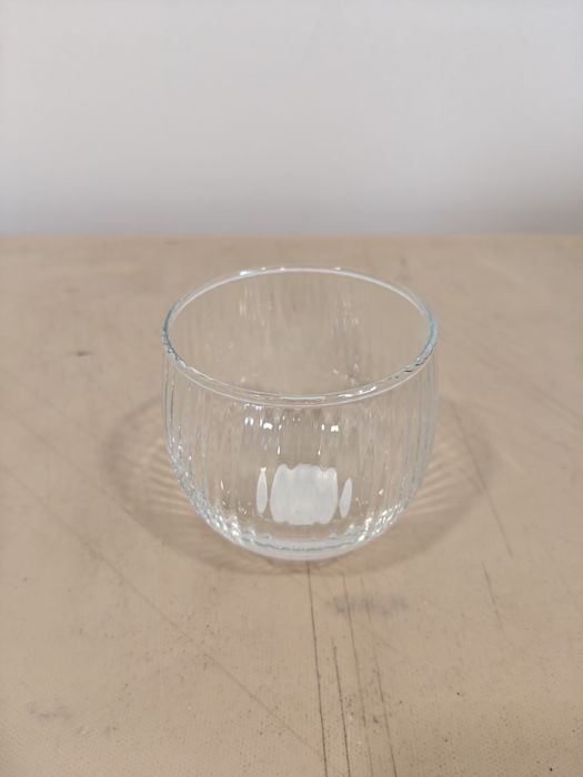 Porta-velas em vidro transparente - toque decorativo