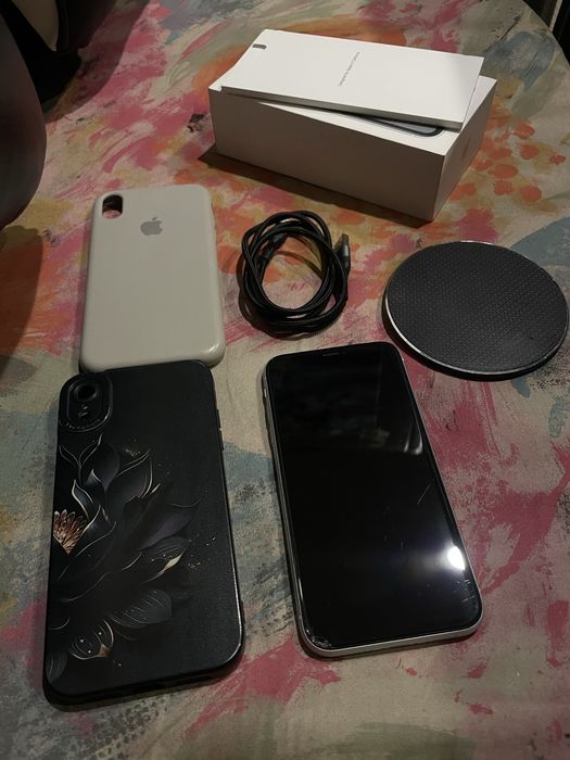 Айфон xr 64 гига