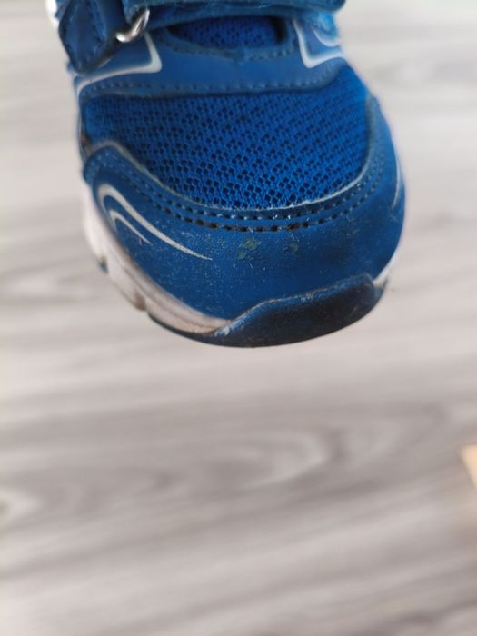 Buty sportowe chłopięce 26