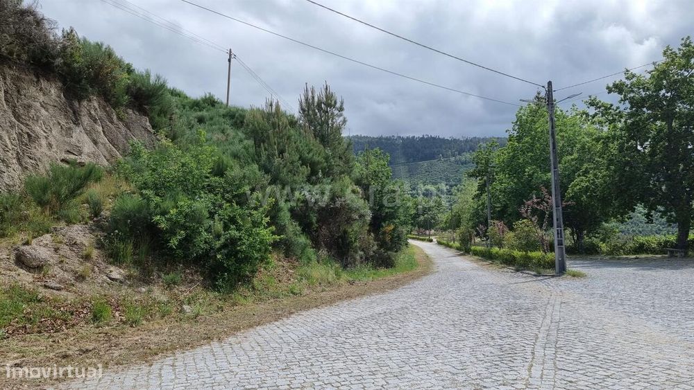 Terreno / Seia, Valezim — Valezim, Guarda