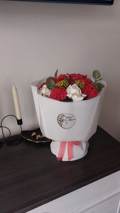 Букет з мильних квітів.