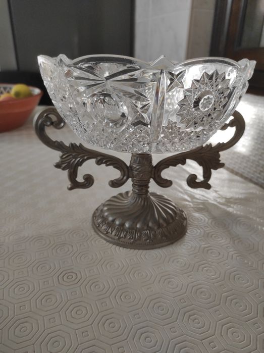 Fruteira em cristal e metal antiga
