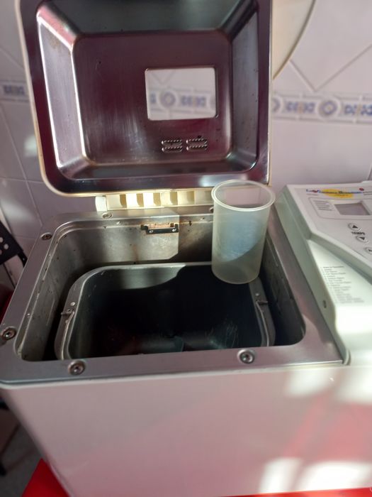 Maquina para fazer pão