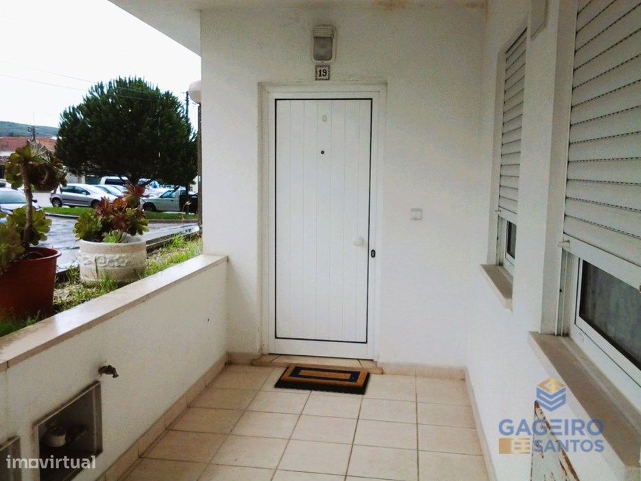 Moradia em Banda, para arrendamento em Famalicão