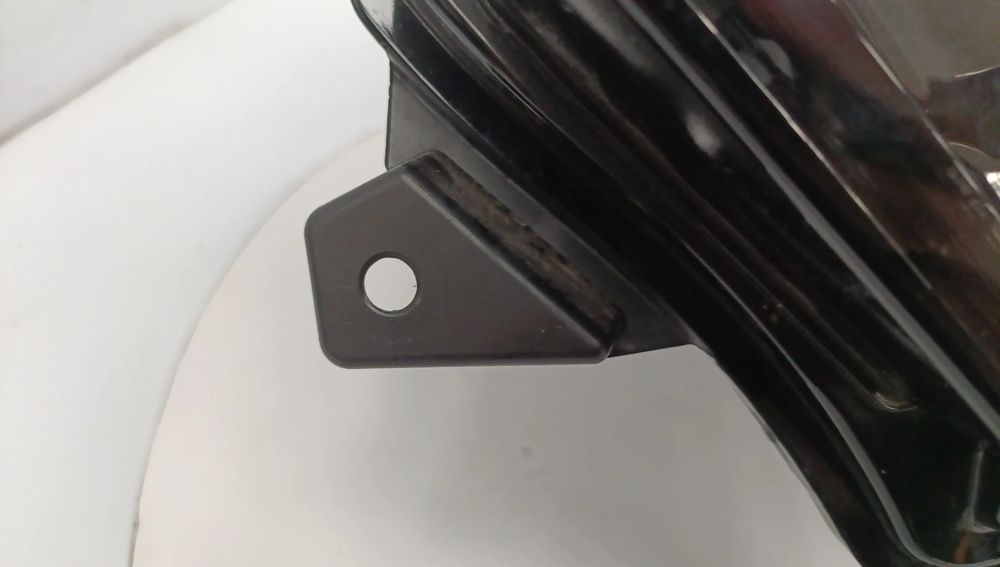 Ótica / farol esquerda RENAULT Captur II