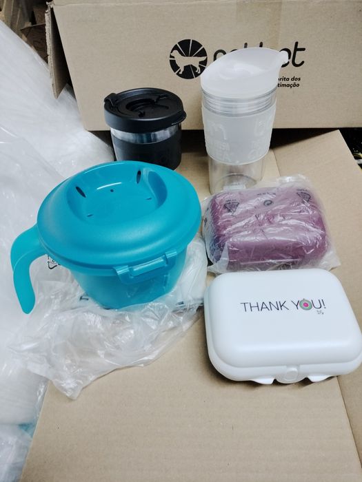 Tuppewares e outros64297764143873121