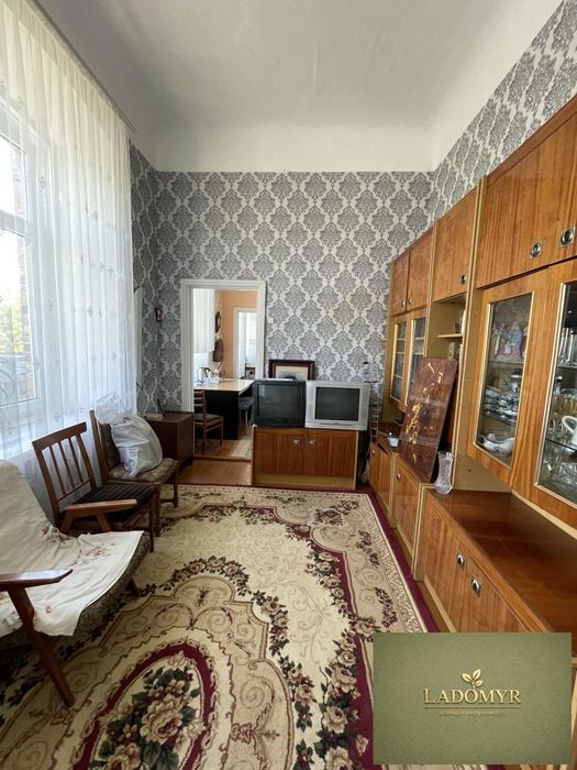 Продаж / Квартира / Незалежності, Острог