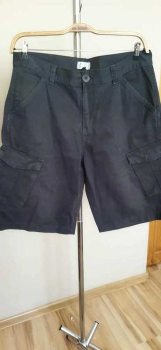 Czarne męskie szorty cargo – rozmiar 32/48