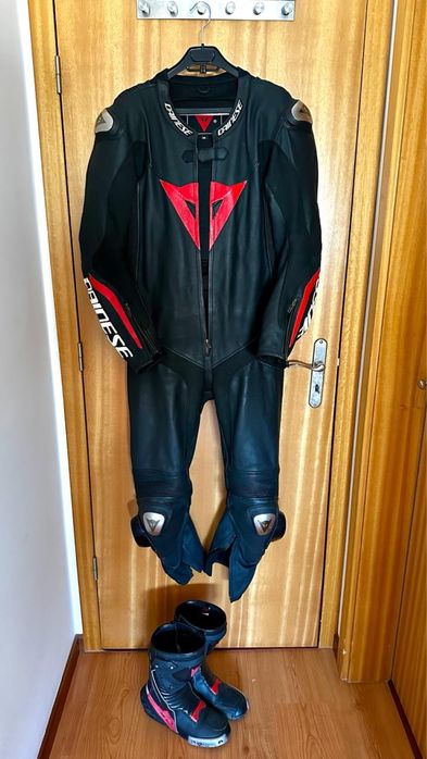 Vendo Kit Dainese perfeito estado