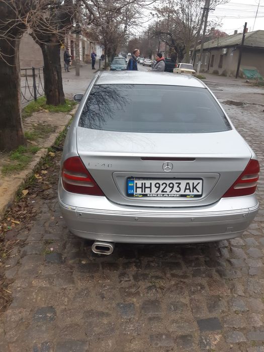 Мерседес С 240...