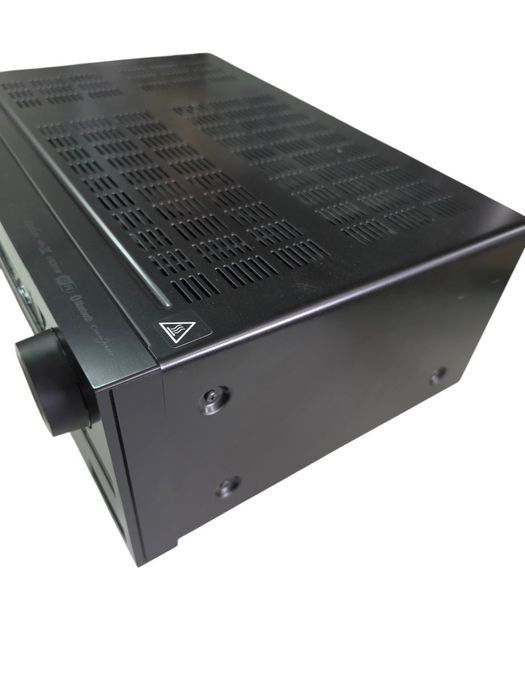 Amplituner Onkyo TX-NR646 Bluetooth