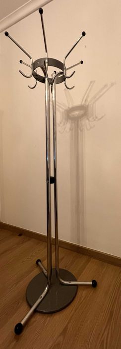 Cabide estilo Art Deco