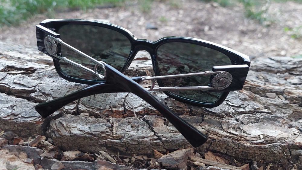 Duże męski okulary przeciwslonieczne 4412 od Versace!