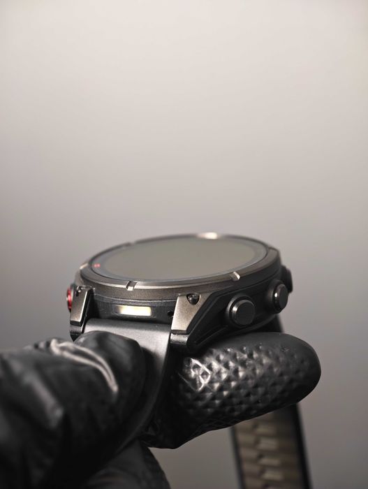 Garmin Fenix 8 Pro 47mm Carbon Gray amoled