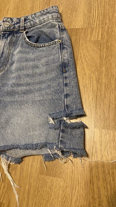 джинсовые шорты