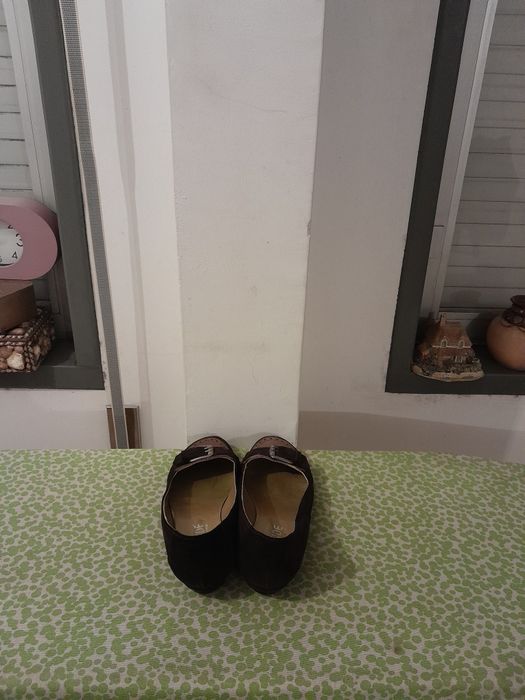 Vendo Sapatos de Senhora SEASIDE muito bonitos como novos
