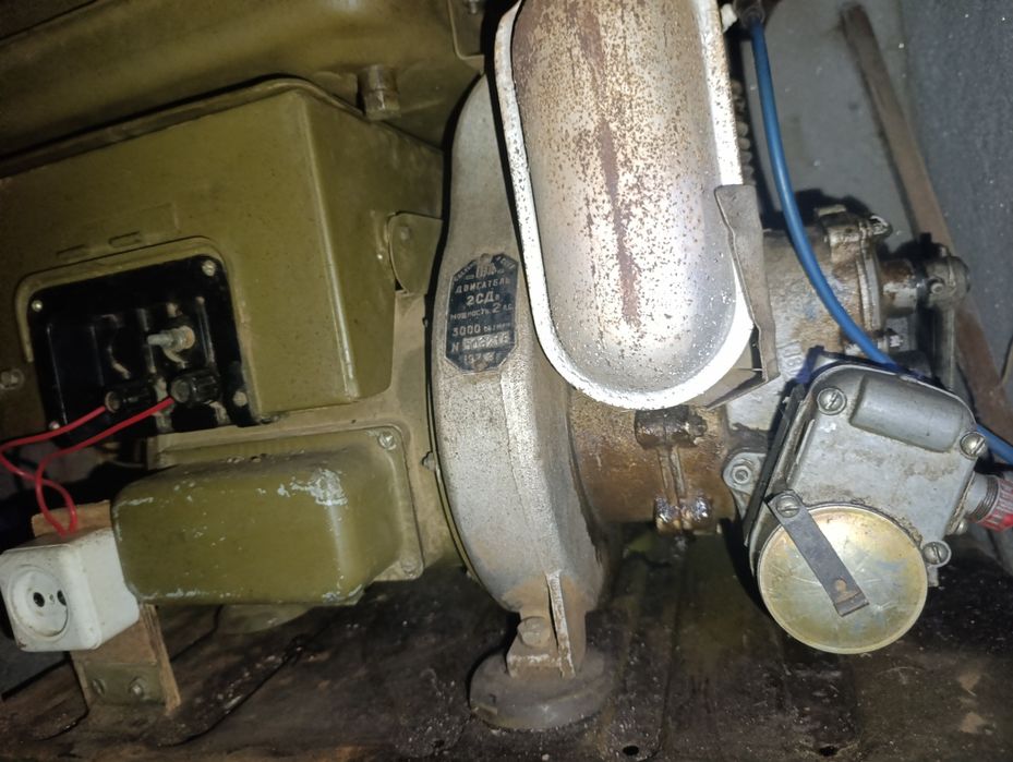 Срочно продам армійський бензогенератор АБ-1