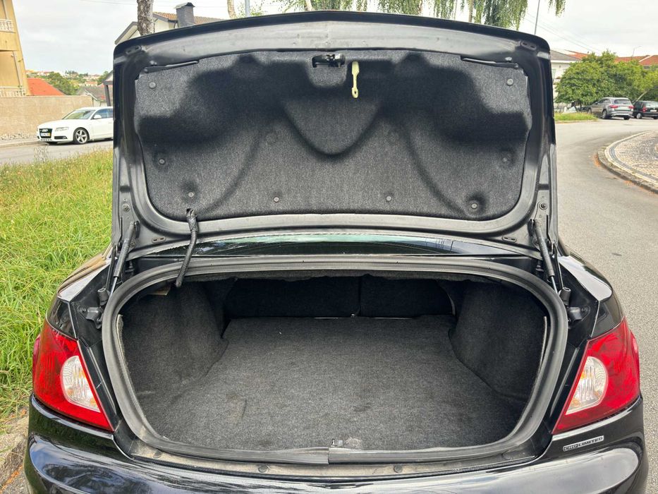 Chrysler Sebring 2.0 CRD Limited (Motor Audi)