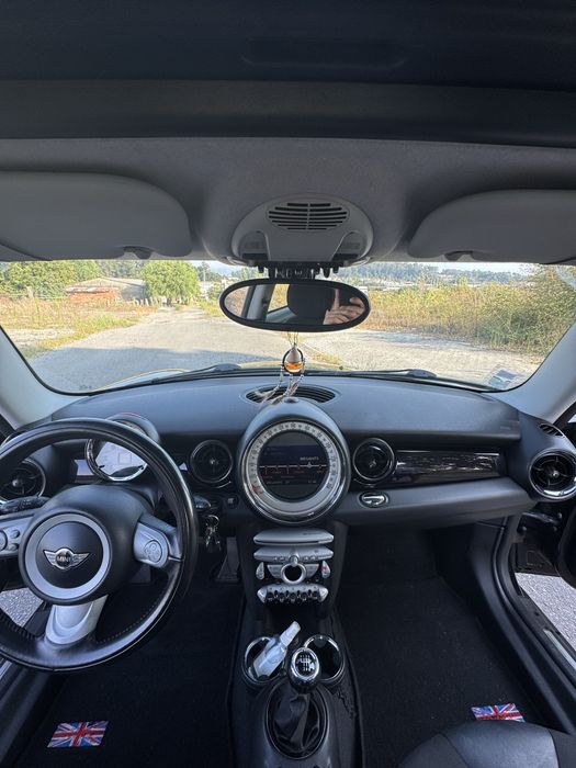 Mini cooper D 1.6 2009, full extras e muito economico
