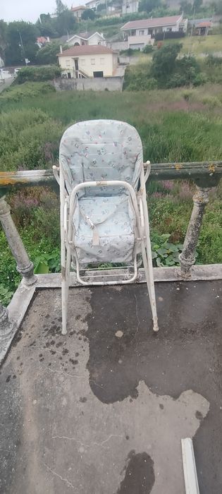 Cadeira bebé para comer