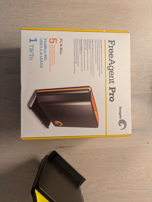 Dysk zewnętrzny Seagate FreeAgent Pro 1TB - jak nowy - unikat