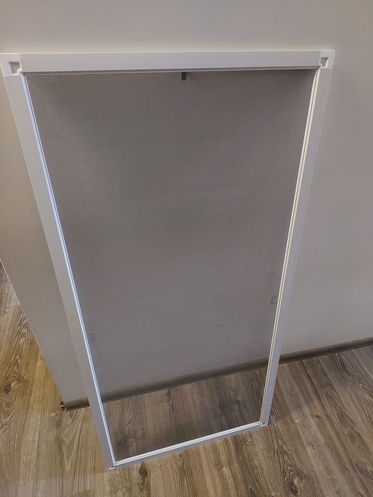 Протимоскітна сітка на вікно