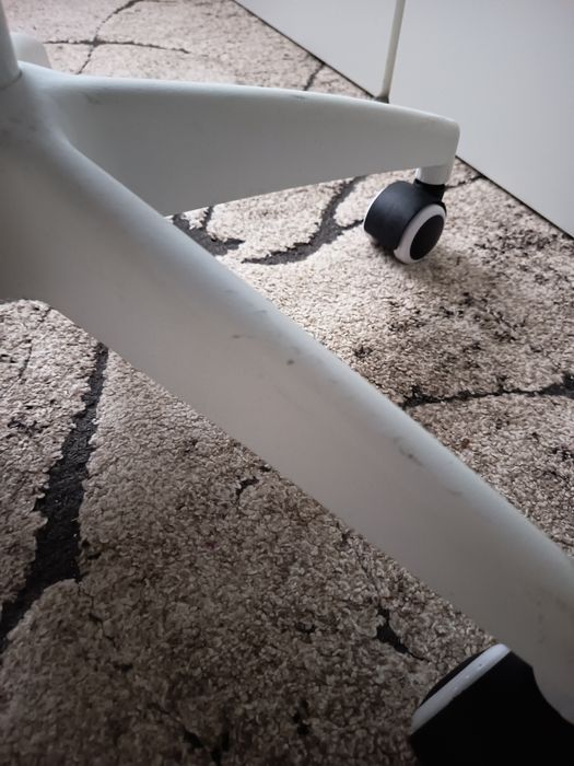 Fotel obrotowy, ergonomiczne krzesło biurowe