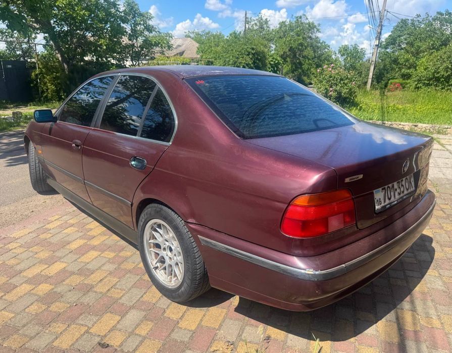 Продам BMW E39 2.5Бенз