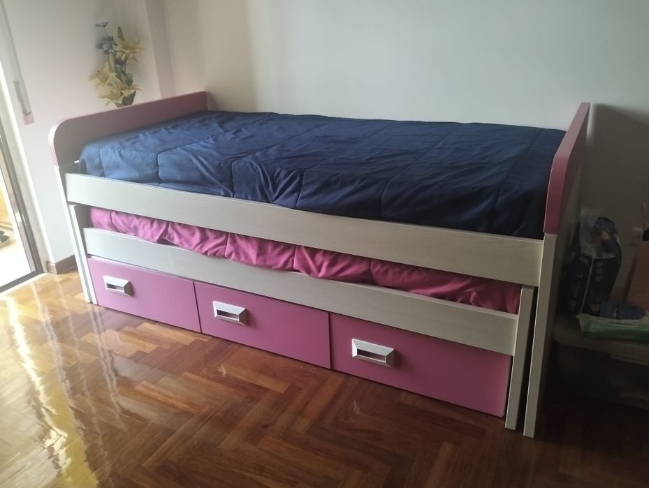 Conjunto Juvenil 2m – Cama Extra + Secretária + Prateleiras