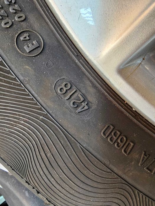 Alufelgi + Opony Volkswagen 235/55 R17 * KPL 4SZT*