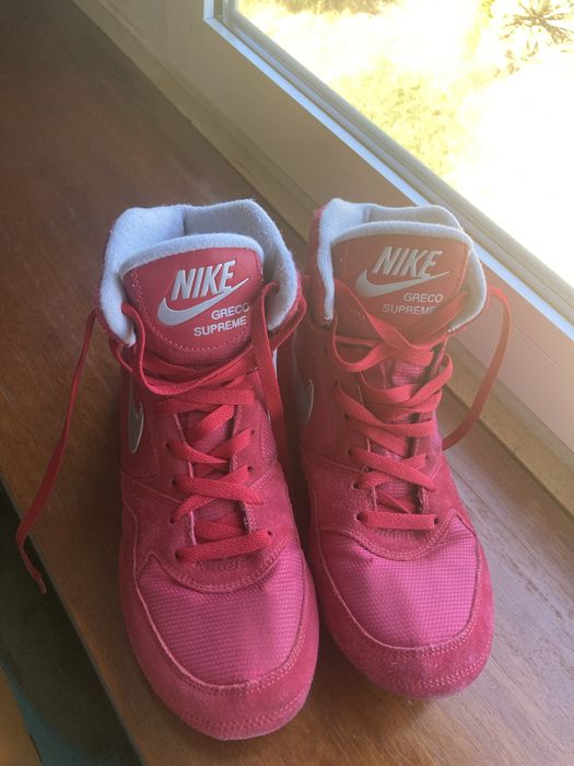 Tenis nike n41 greco supreme ( excelente estado )