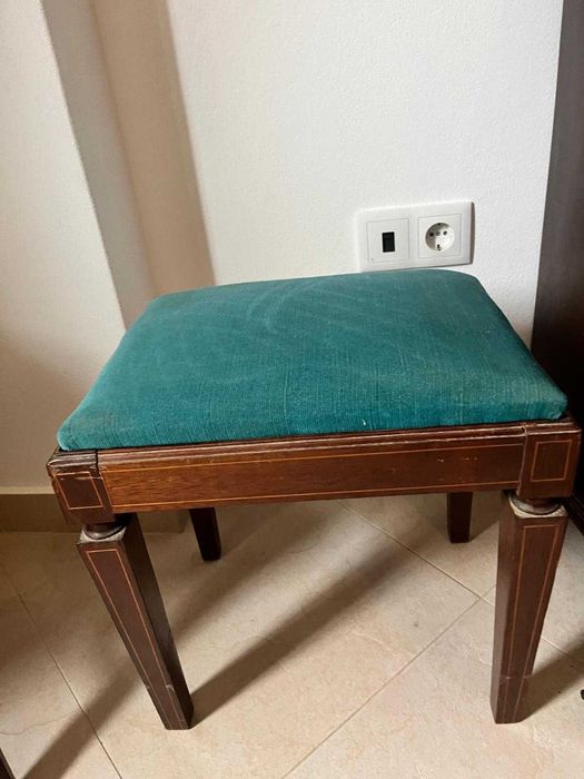 Quarto Completo de Estilo Antigo