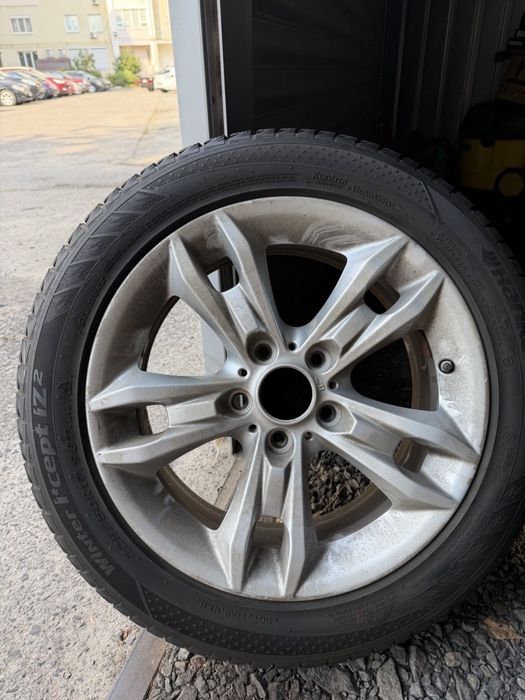 Продам шини Hankook 225.50.17 зима