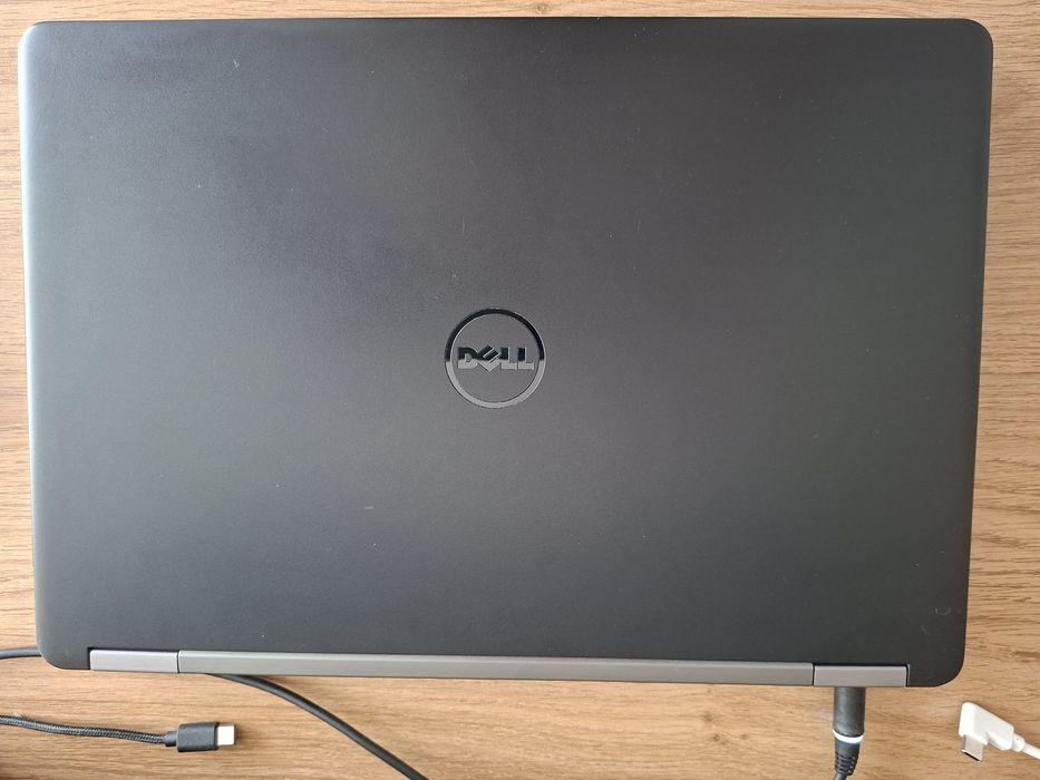 Core i5 8GB 256GB M.2 Windows 11 LTE SIM