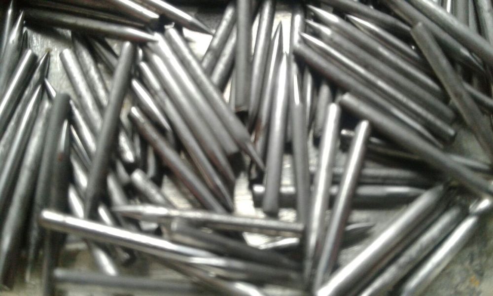 Иголки  патефоные  граммофоные.