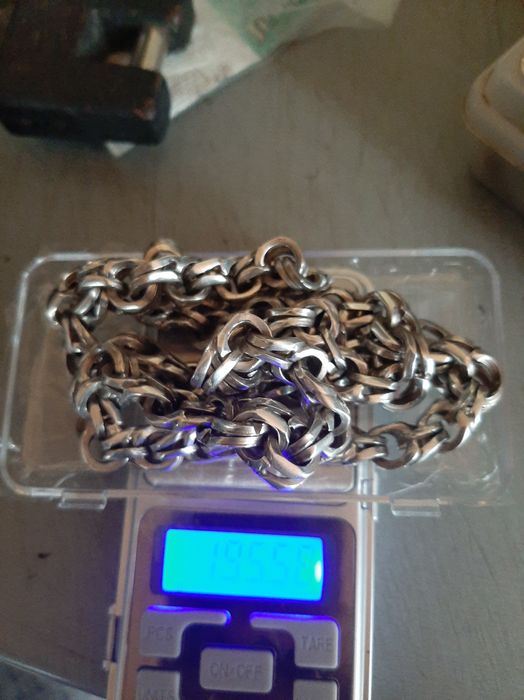 Продам цепочку серебряную 195грм