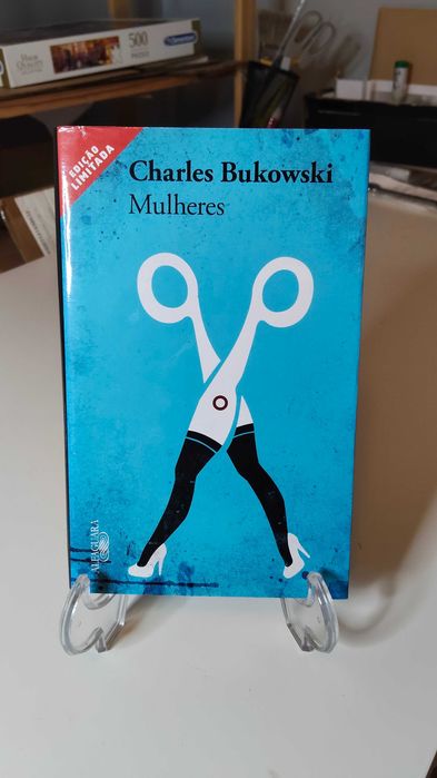 Livros Alfaguara, Penguin, Michel Houellebecq, etc