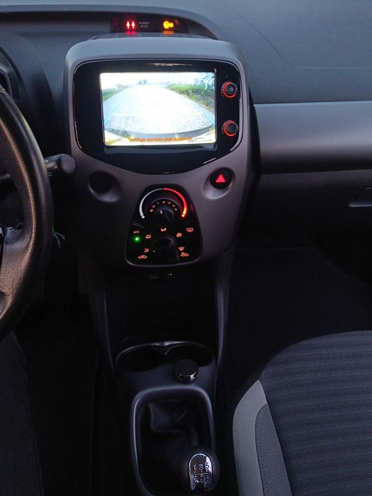 TOYOTA AYGO 1.0-72Cv! Mesmo Novo! 93709Kms! Negociável!