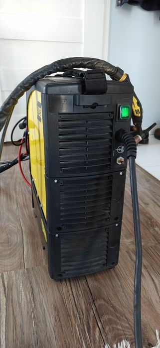 Esab caddy Tig 2200i  AC/DC
