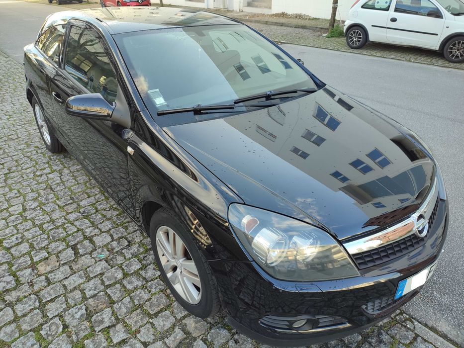 Opel Astra GTC 1.7 125 CV(Motor Isuzu)