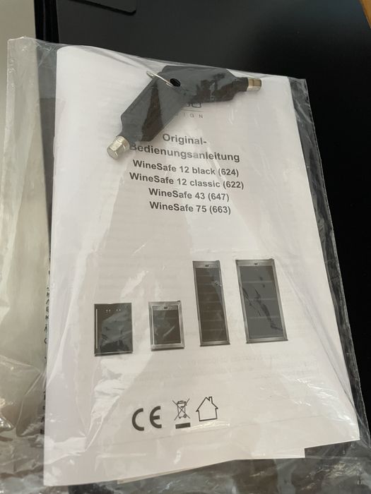 Cave de vinho novo “Caso Design”