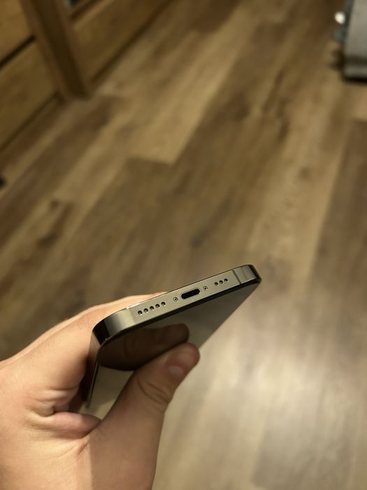 Продам iPhone 12 Pro 256GB Graphite (Ідеальний стан, 82% АКБ, Коробка)