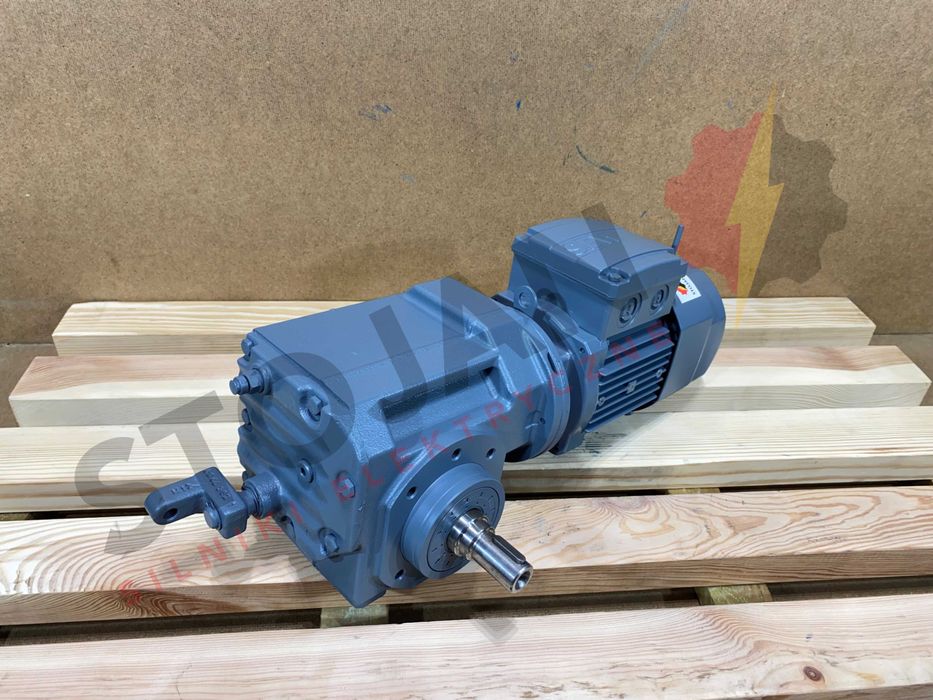 motoreduktor / przekładnia 0,12kW 8,7obr. 3fazowy HAMULEC SEW